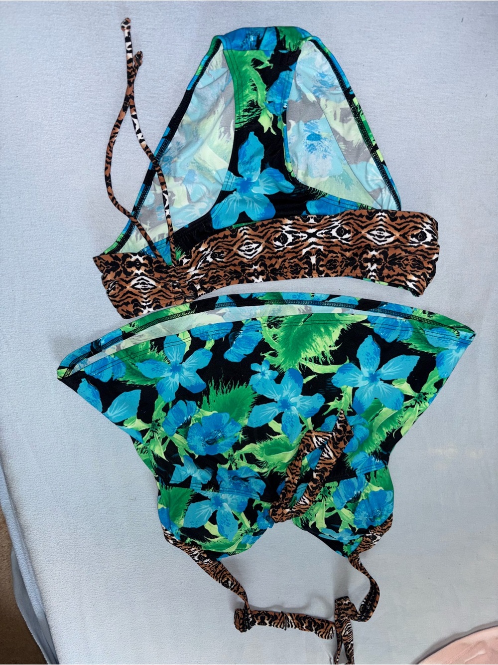 VENUS Blue & Green Floral and Leopard-Trim Two-Piece Swim Set